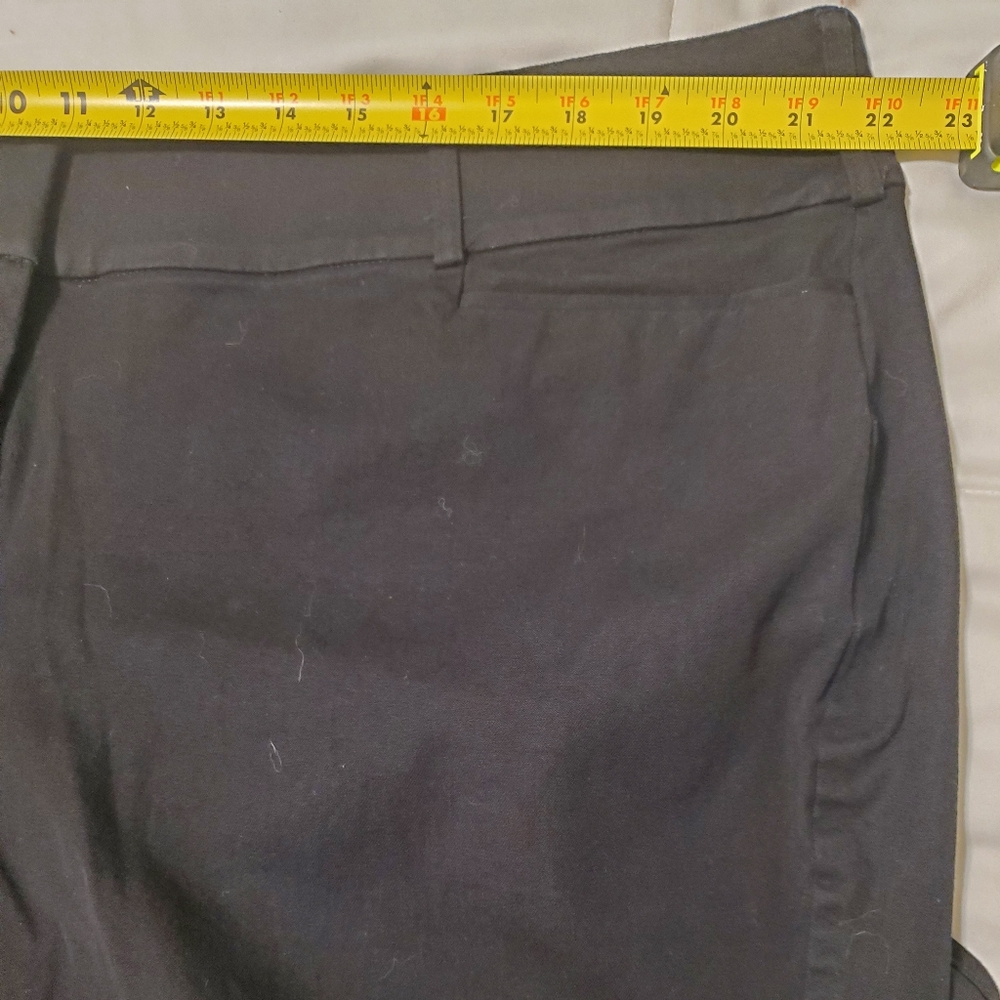 Lane Bryant "The Allies" Capri Pants. Stretchy.  Size 22 - Picture 10 of 10